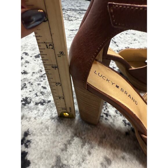 Lucky Brand Nanika Leather High Heel Sandals Brown Block Heel Open Toe 7.5 - Picture 8 of 8